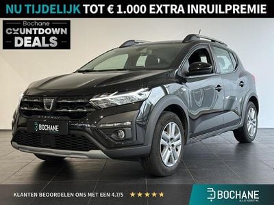 Zwart Gebruikt 2023 Dacia Sandero Comfort Hatchback | € 17.695 (Eerlijke prijs)