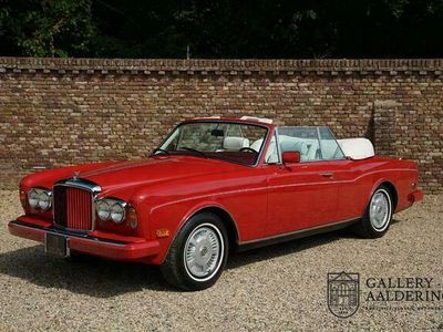 tweedehands Bentley Continental Top condition, only 54.297 miles, Vermillion red over white leather, very good condition car
