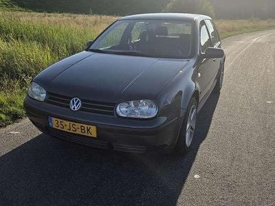 VW Golf IV