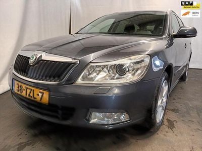 tweedehands Skoda Octavia Combi 1.2 TSI Elegance Business Line - Airco - Tre