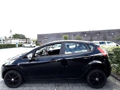 Gebruikt 2014 Ford Fiesta SYNC Edition Sedan | € 3.333 (Eerlijke prijs)