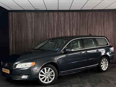 Grijs Occasion 2013 Volvo V70 Stationwagen | € 5.950 (Duur)