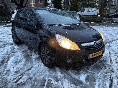 Zwart Occasion 2010 Opel Corsa Cosmo MPV | € 4.750 (Duur)