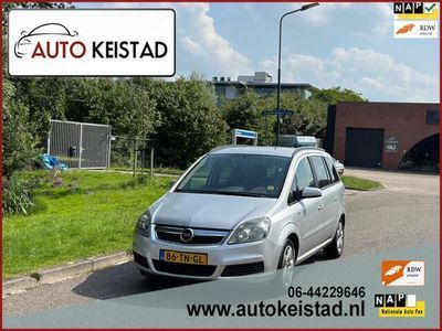 Grijs Gebruikt 2006 Opel Zafira Enjoy MPV | € 2.250 (Eerlijke prijs)