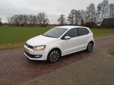 Wit Occasion 2014 VW Polo Comfortline Hatchback | € 6.950 (Eerlijke prijs)