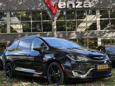 Occasion Chrysler Pacifica Touring 264 PK (194 kW) 2022 Zwart SUV
