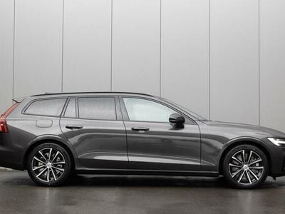Grijs Occasion 2025 Volvo V60 Plus Stationwagen | € 42.945 (Goede deal)