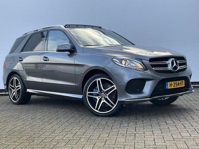 Grijs (metallic) Occasion 2017 Mercedes GLE500 AMG SUV | € 38.895 (Duur)