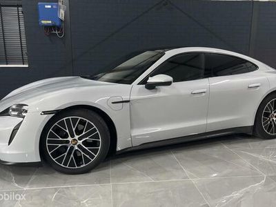 Grijs Gebruikt 2021 Porsche Taycan Chrono Sedan | € 59.950