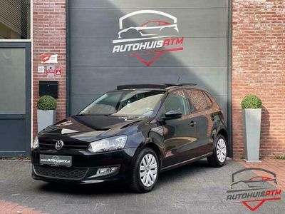 Zwart Occasion 2011 VW Polo Highline Hatchback | € 8.750 (Duur)
