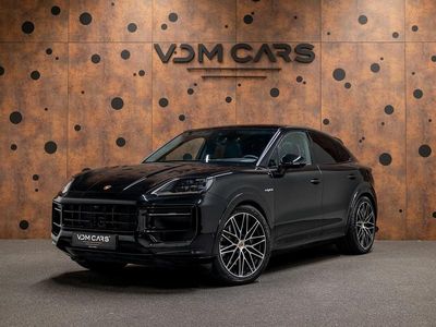 Zwart Gebruikt 2025 Porsche Cayenne Black Edition SUV | € 136.900 (Iets duurder)