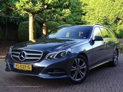 Mercedes 220