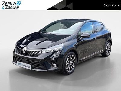 Zwart Gebruikt 2025 Renault Clio V Techno Hatchback | € 21.435 (Eerlijke prijs)