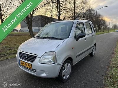 Grijs Occasion 2001 Suzuki Wagon R+ GL Stationwagen | € 1.499 (Eerlijke prijs)