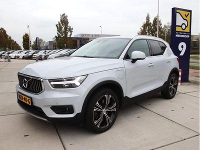 Wit Occasion 2021 Volvo XC40 Inscription SUV | € 28.949 (Eerlijke prijs)