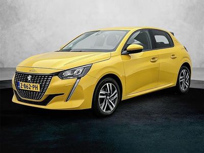 Occasion Peugeot 208 Allure 101 PK (74 kW) 2021 Geel Hatchback