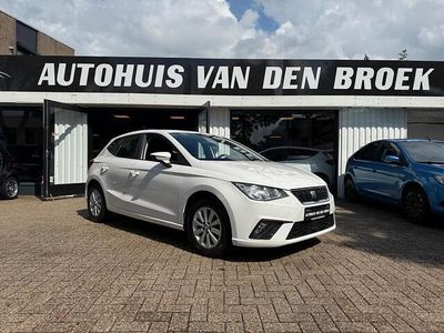 Wit Gebruikt 2018 Seat Ibiza Reference Hatchback | € 9.945 (Eerlijke prijs)