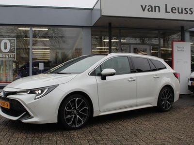 Wit Occasion 2020 Toyota Corolla Premium Stationwagen | € 22.900 (Eerlijke prijs)