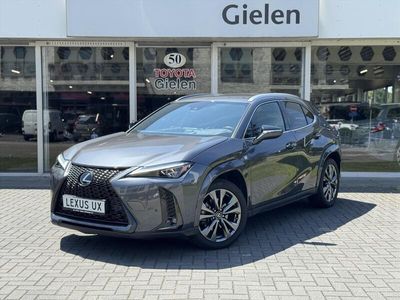 Lexus UX 250h