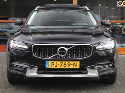 tweedehands Volvo V90 CC D4 AWD |Adaptive-cruise | Schuif/kantel-dak | Stoelverwarming |Pilot-assist | BLIS |