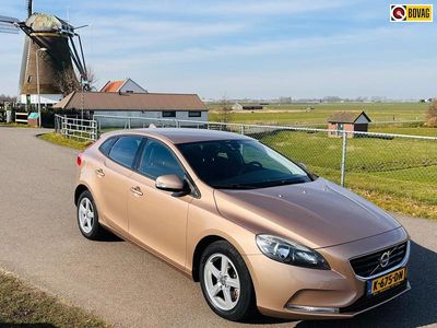 Groen Gebruikt 2013 Volvo V40 Summum Stationwagen | € 11.950 (Eerlijke prijs)