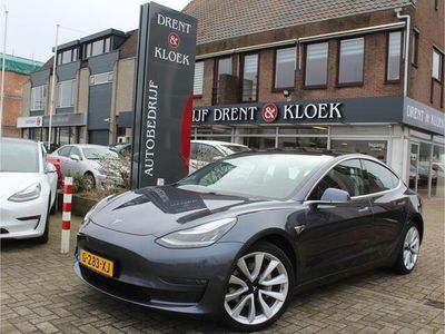 tweedehands Tesla Model 3 Long Range 75 kWh incl btw / trekhaak / 19" /