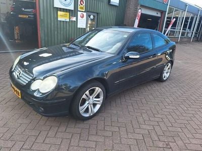 Mercedes C180