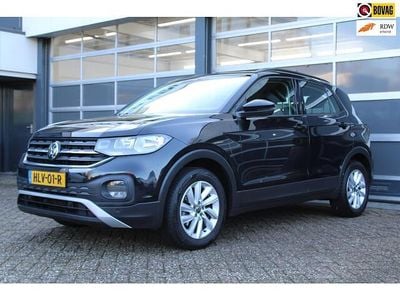 Zwart Occasion 2023 VW T-Cross Life SUV | € 19.900 (Goede deal)