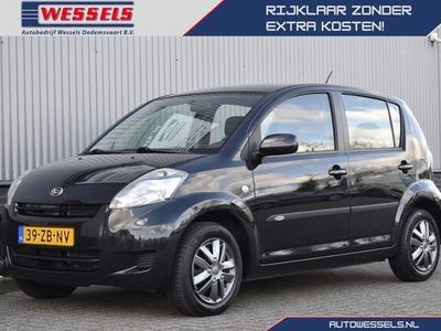 tweedehands Daihatsu Sirion 2 1.3-16V Prestige 5-drs, Airco, 2e eigenaar