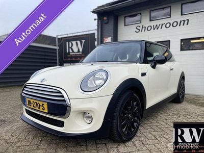 Wit Gebruikt 2016 Mini Cooper Business Hatchback | € 9.750 (Super prijs)