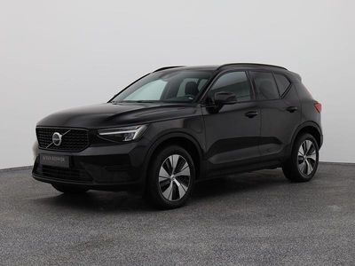 Zwart Gebruikt 2023 Volvo XC40 Plus SUV | € 34.900 (Goede deal)