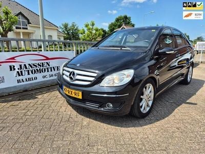 Mercedes B200