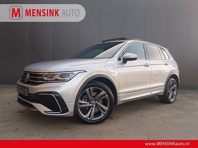 Grijs (metallic) Gebruikt 2021 VW Tiguan R-line SUV | € 33.900 (Eerlijke prijs)