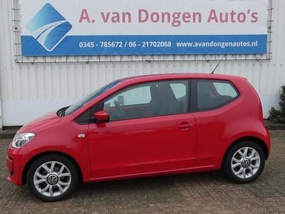 Rood Gebruikt 2012 VW up! move up! Hatchback | € 2.995 (Goede deal)