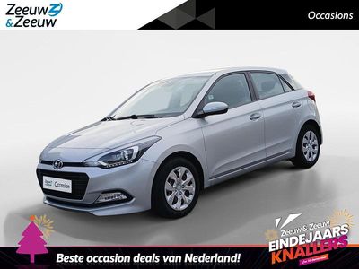 Sleek silver metallic (rys) Gebruikt 2018 Hyundai i20 Comfort Hatchback | € 11.440 (Eerlijke prijs)