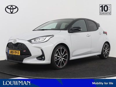 Grijs Gebruikt 2025 Toyota Yaris Sport Hatchback | € 35.995