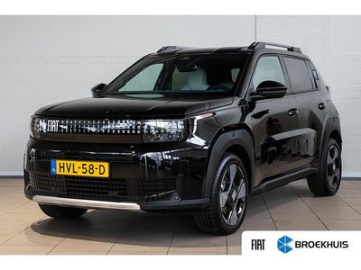 Zwart Nieuw 2025 Fiat Grande Panda La Prima Hatchback | € 23.890 (Goede deal)