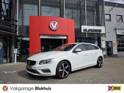 Wit Occasion 2016 Volvo V60 R-Design Stationwagen | € 19.945 (Iets duurder)