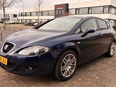 Blauw Gebruikt 2007 Seat Leon Hatchback | € 2.449 (Eerlijke prijs)