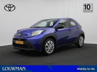 Blauw Occasion 2024 Toyota Aygo X Play SUV | € 17.980 (Goede deal)