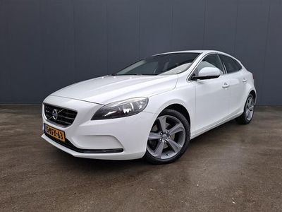 Occasion Volvo V40 Momentum 150 PK (110 kW) 2013 Wit Hatchback