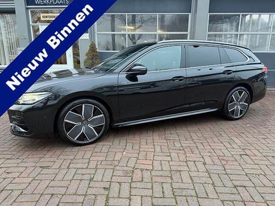 Occasion VW Passat R-line Edition 150 PK (110 kW) 2025 Zwart Stationwagen