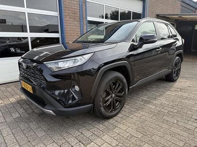 Zwart Gebruikt 2021 Toyota RAV4 Executive SUV | € 23.900 (Goede deal)