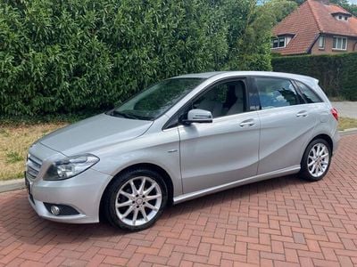 Mercedes B180