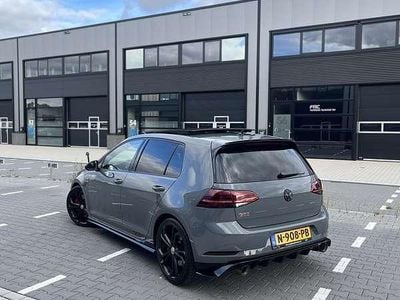 Grijs Occasion 2019 VW Golf VII GTI Stationwagen | € 28.995 (Goede deal)