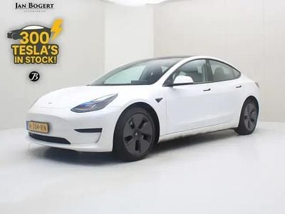 Wit Gebruikt 2021 Tesla Model 3 Standard Range Sedan | € 21.900 (Eerlijke prijs)