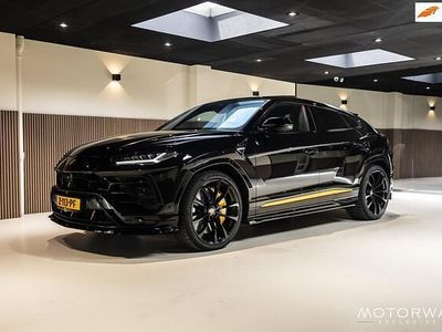 Zwart Gebruikt 2021 Lamborghini Urus SUV | € 279.500 (Duur)