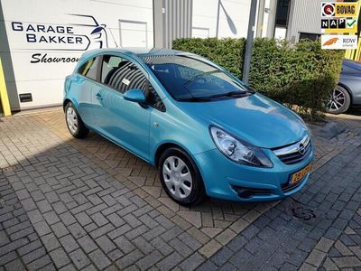 tweedehands Opel Corsa 1.2-16V '111' Edition Automaat Fietsendrager