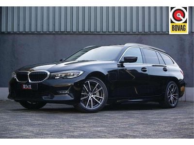 BMW 330e