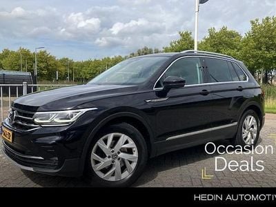 Zwart Occasion 2021 VW Tiguan Elegance SUV | € 29.995 (Super prijs)